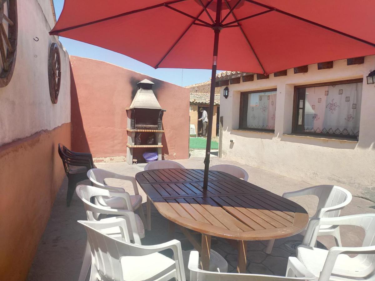 Fuente el Sauz La Casa Del Abuelo Simon 게스트하우스 외부 사진