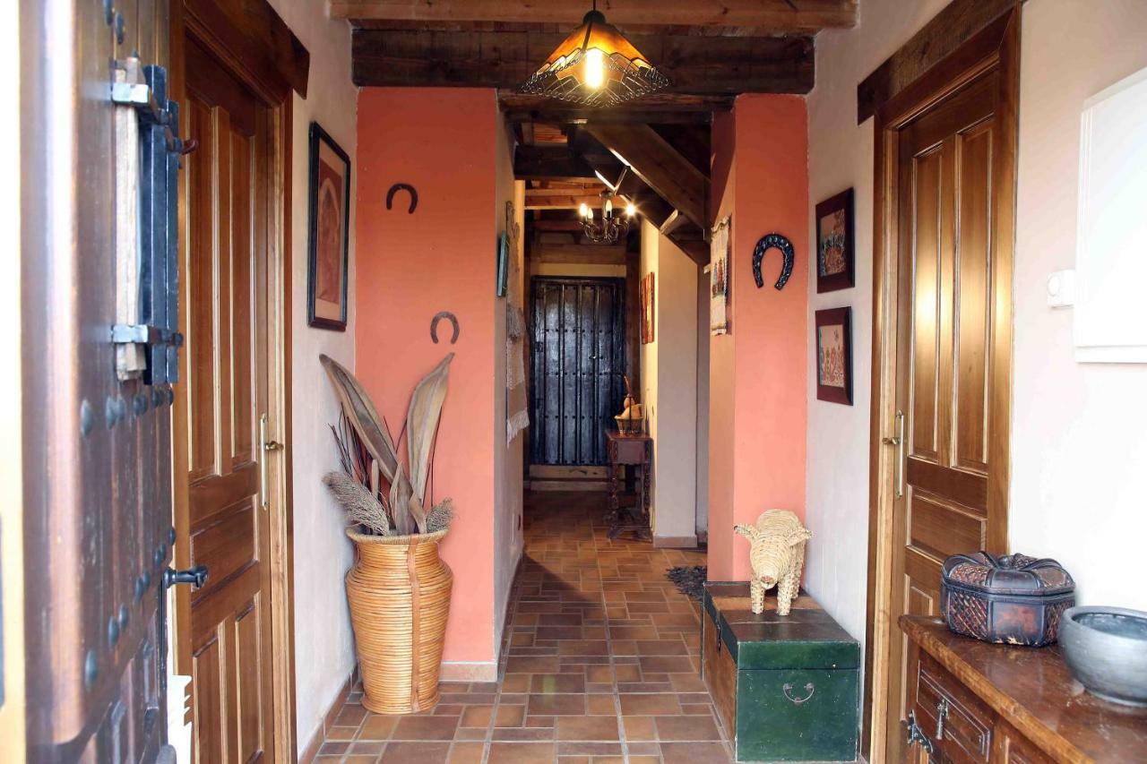Fuente el Sauz La Casa Del Abuelo Simon 게스트하우스 외부 사진